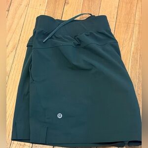 Lululemon Zeroed-In Athletic short - men’s size XL 5” inseam - forest green